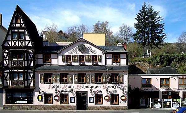 Hotel Zum Schwarzen Kreuz, Altenahr, Germany