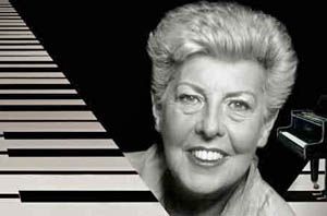 Pia Beck, Dutch Jazz vocalist-pianist