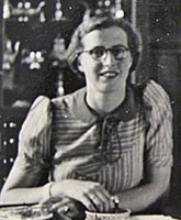 Annie Martinus, 1940s