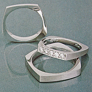 Platinum rings from Niessing