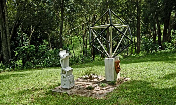 Abstract sculptures in Claus' garden