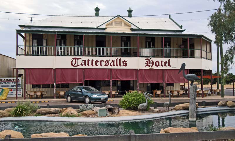 Tattersalls Hotel, Winton