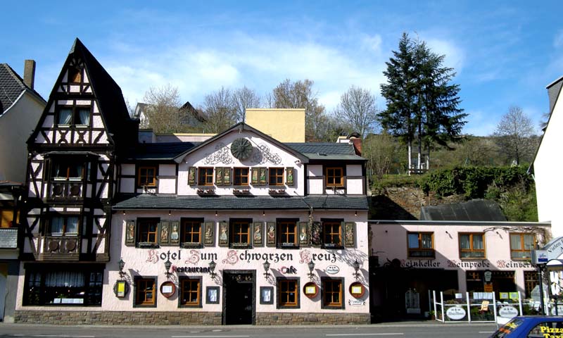 Hotel Zum Schwarzen Kreuz, Altenahr, Germany