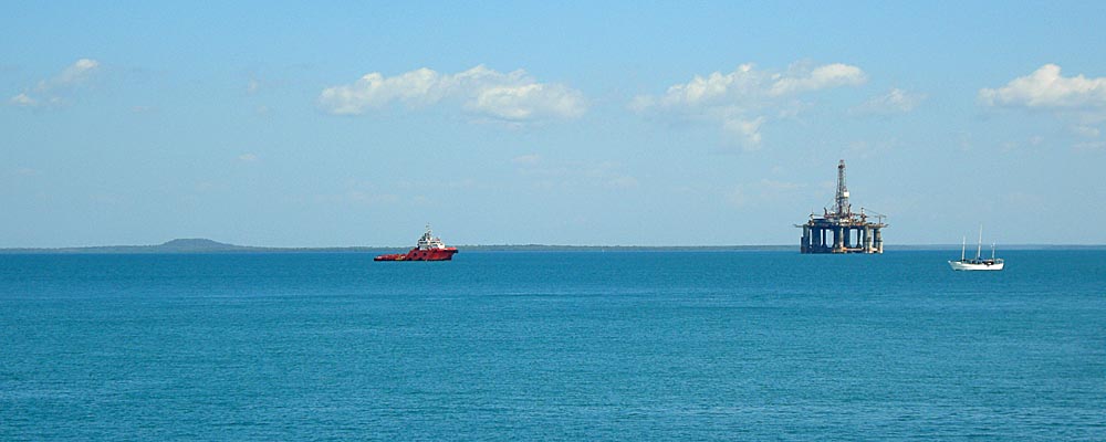 Oil drilling rig in Darwin Harbour
