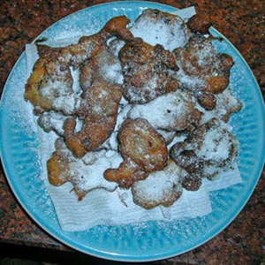 Making oliebollen : the end product