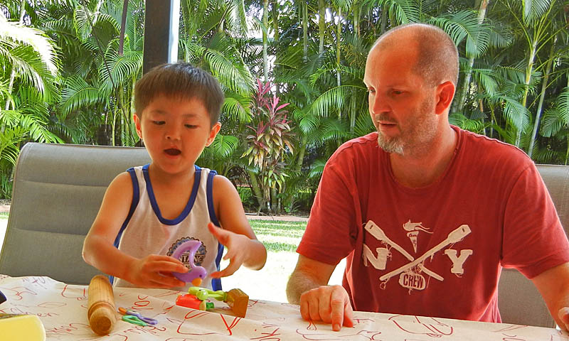 Jeroen with addopted son Jia, October 2011